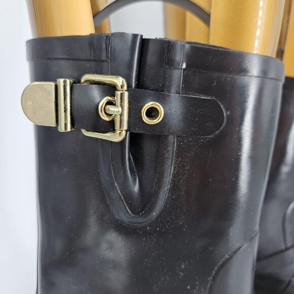 Vince Camuto Boots Womens Size 7 Black VC Hinch Rubber Rain Moto Gold Buckle - Picture 3 of 12